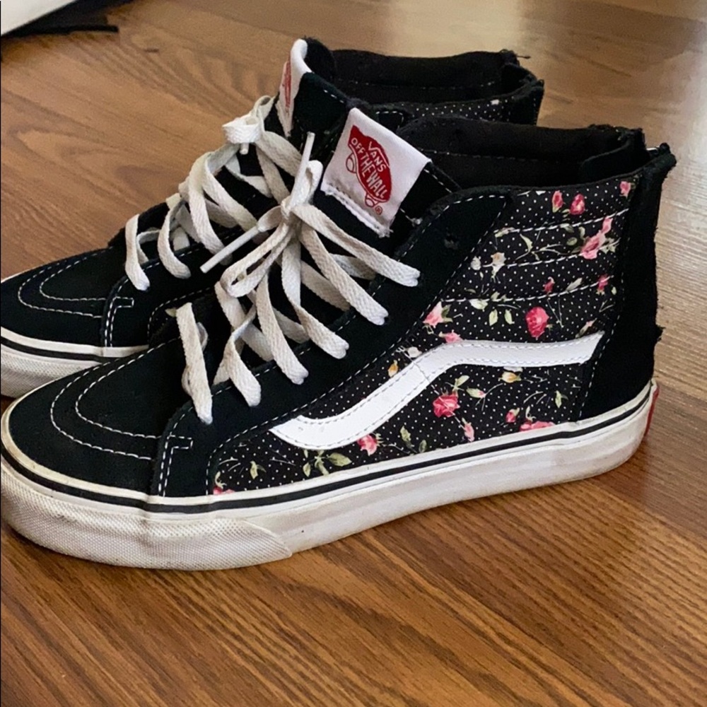 Flower sneakers
